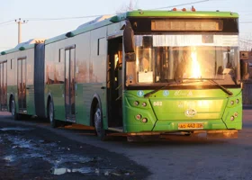 По поручению губернатора в тюменское село восстановили движение автобусов