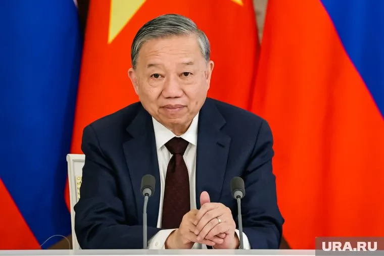 То Лам принял участие в запуске завода по переработке молока в Боровском районе