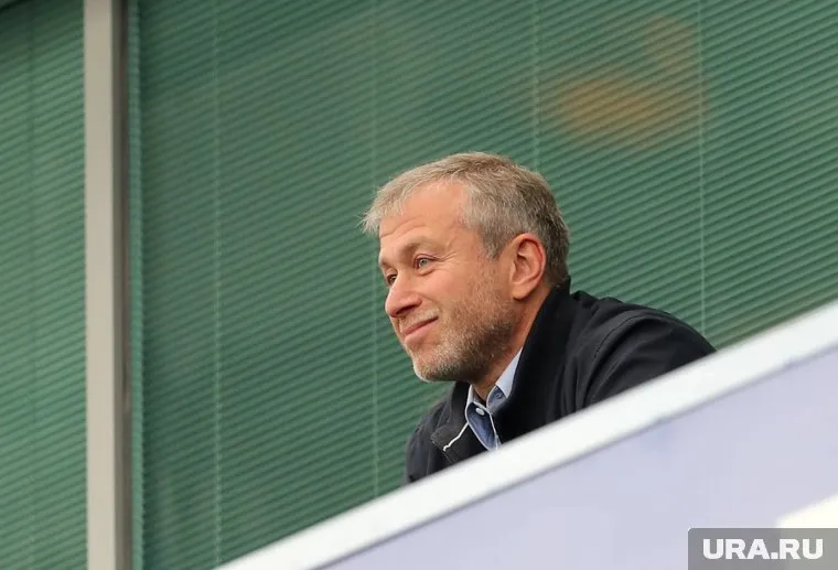 Абрамович посетил встречу попечительского совета Большого и Мариинского театров