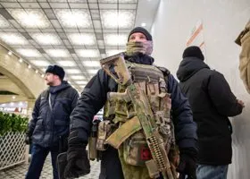 В Екатеринбурге в ТЦ «Академический» устроили облаву на мигрантов