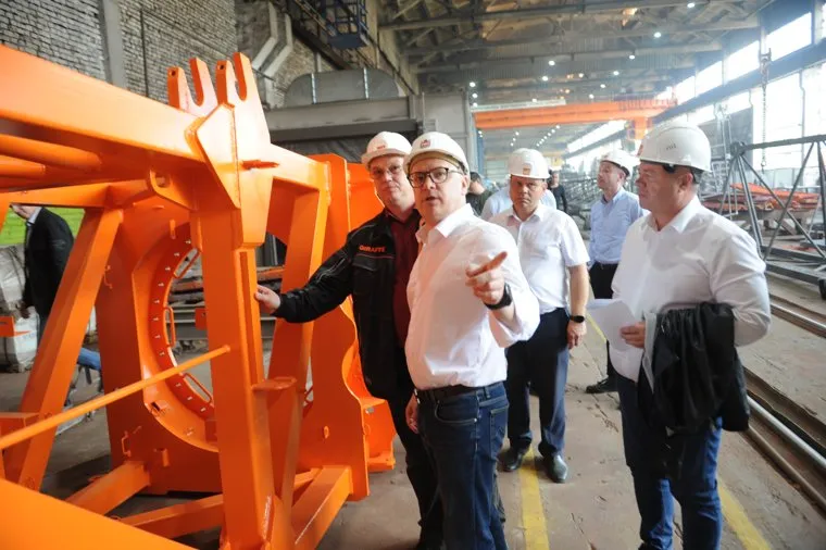 Текслер на жирафе. Нязепетровск