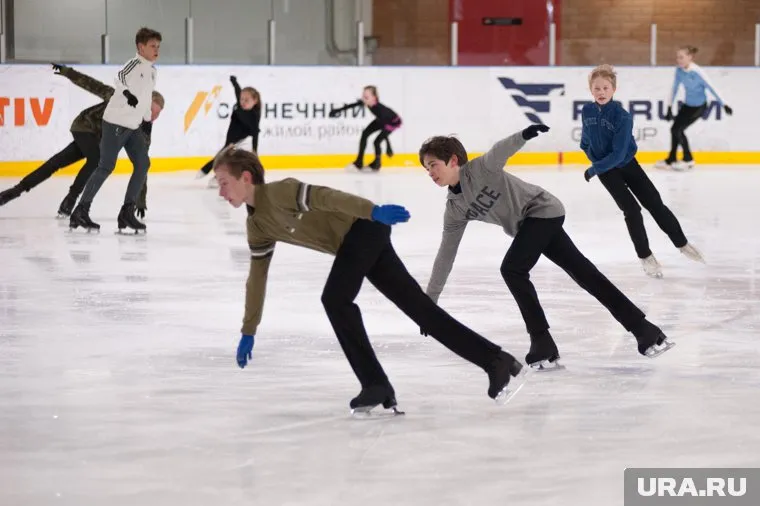 Машине для подготовки льда закупят новые запчасти