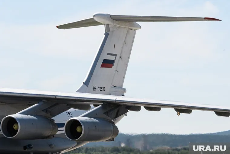 Ростуризм и Росавиация предостерегли от турпоездок на грузопассажирских рейсах