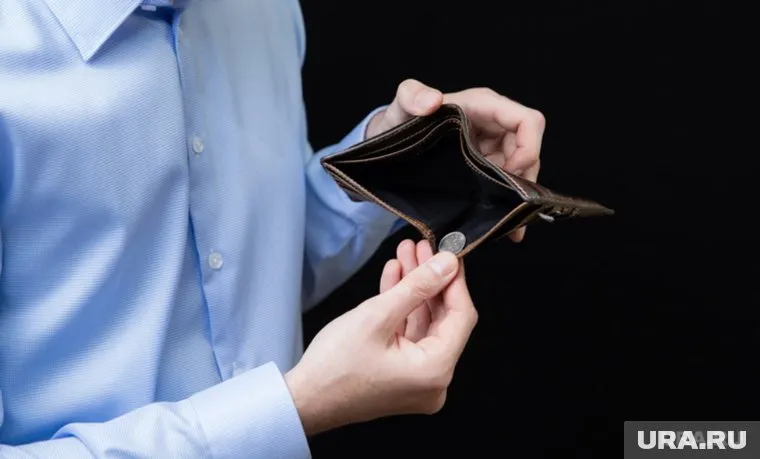 Упрощенную практику избавления от долгов проходят 3,3 тысячи россиян