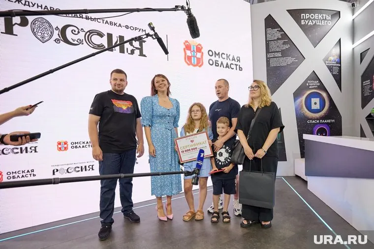 Елизавета Савина стала 18-миллионным посетителем выставки «Россия»