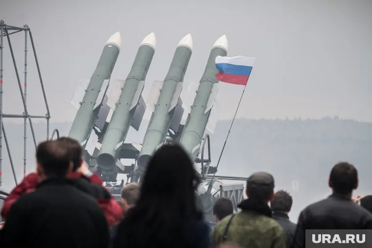 При нападении Россия с большой долей вероятности применит ядерное оружие