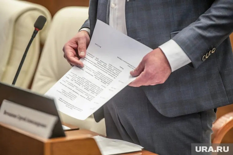 В мэрии Мегиона возник конфликт интересов