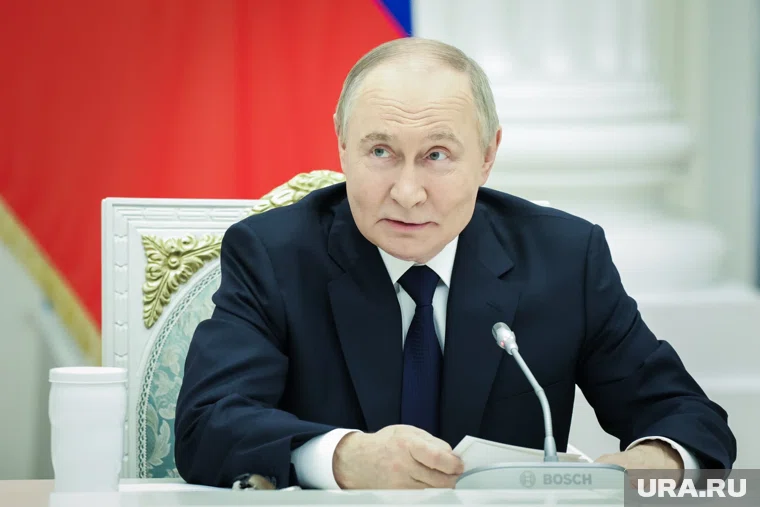 Россия способна ответить на любые существующие и возникающие угрозы, отметил Путин