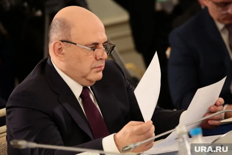 Михаил Мишустин сообщил, что ненефтегазовые доходы выросли почти на 45%