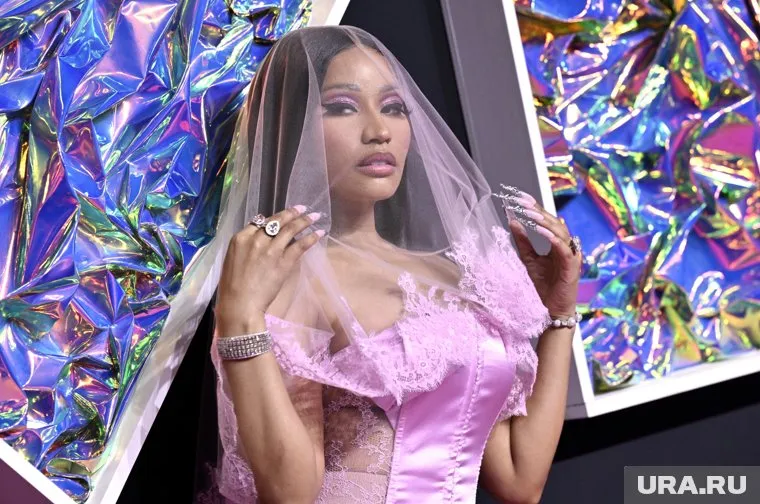 Ники Минаж была арестована в аэропорту Амстердама