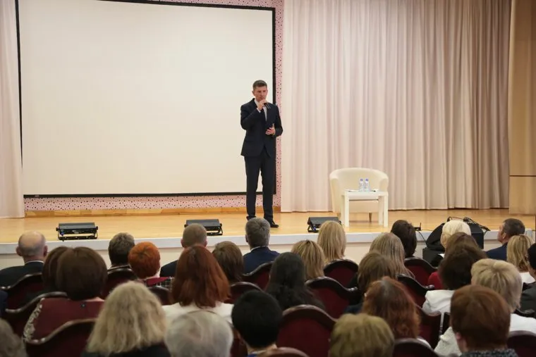 Врио губернатора Решетников в школе Мастерград. Пермь