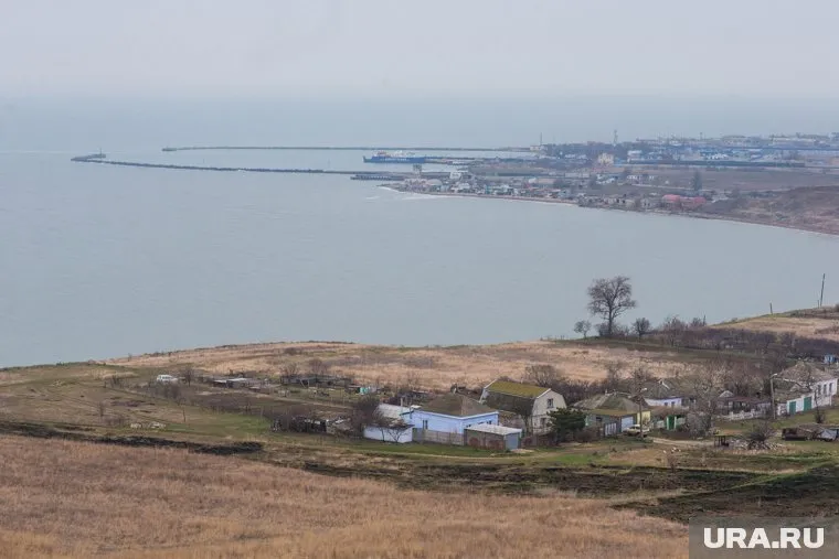 Моряку стало плохо во время ожидания прохода через Керченский пролив