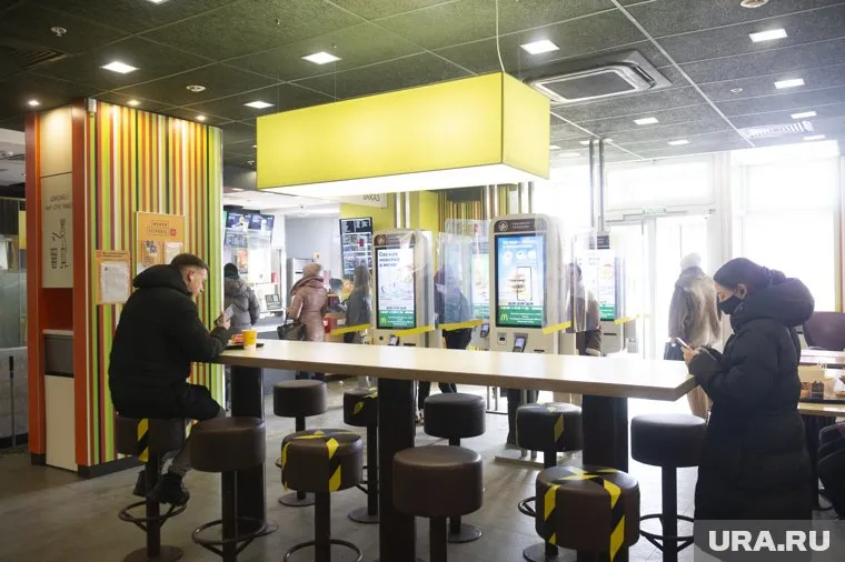 В понедельник в Перми откроют три новых ресторана «Вкусно — и точка» с обновленным меню