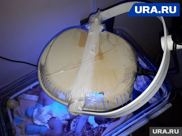 По словам врачей, лампу сломали пациентки больницы