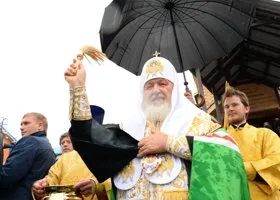 Патриарх Кирилл вознес молитву за защитников России в Салехарде