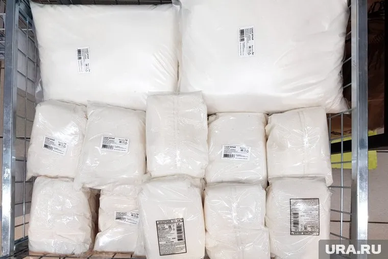 Посетителям магазина разрешили брать не более трех килограммов сахара (архивное фото)