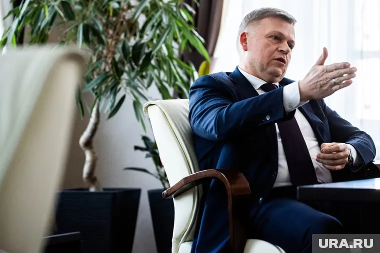 Алексей Демкин отправил на пенсию главы Ленинского района