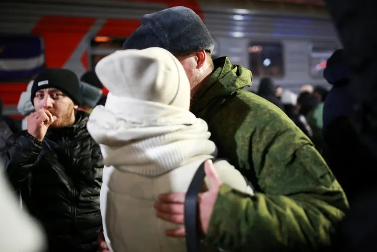 Отправка мобилизованных с вокзала. Тюмень