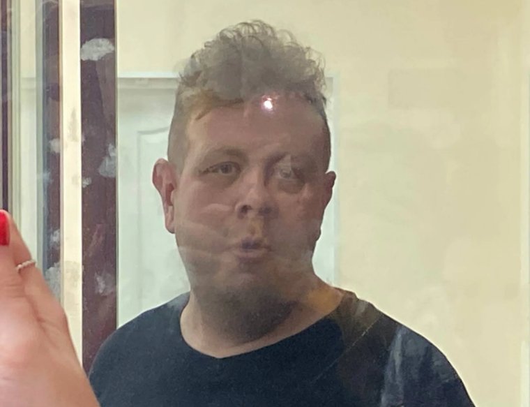 Педагог-душитель из Екатеринбурга платил подросткам с кредитки за «опасные игры»