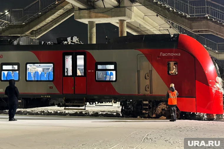 Поезда изменят график движения только на праздничные дни