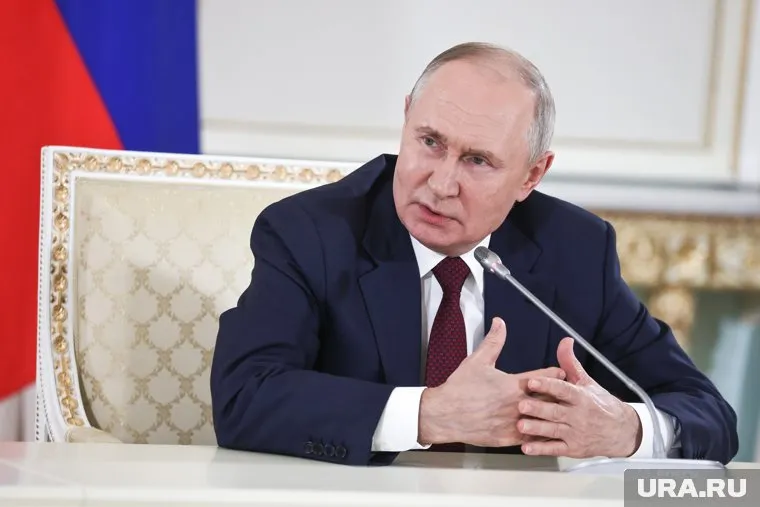 Владимир Путин отметил, что мысли о войне с несколькими ядерными державами не могут прийти в здравом уме