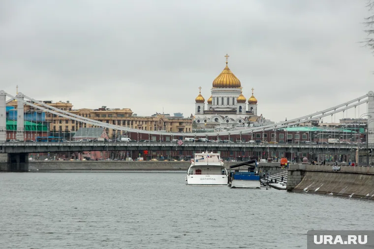 В Москве и Петербурге ожидается теплая погода в ближайшие выходные