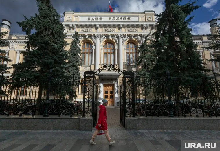 Банк РФ добавит надбавку коэффициента при оформлении ипотеки с первоначальным взносом менее 10%