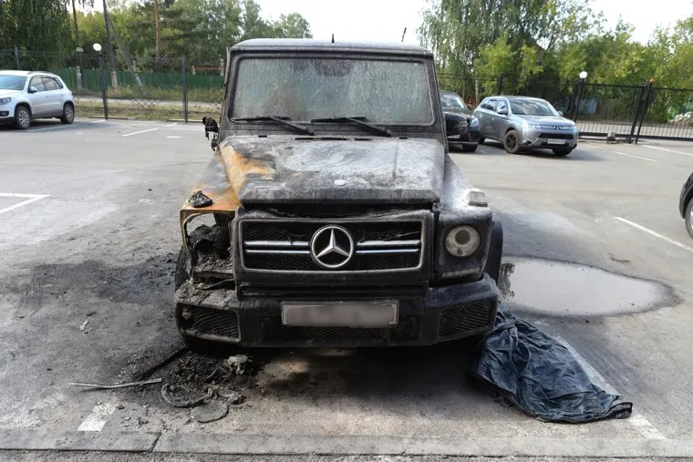 ЖК Талисман. Поджог автомобиля. Курган