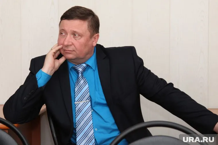 Экс-главу района Владимира Букарева сменил его конкурент-силовик