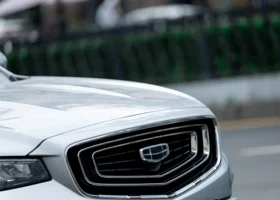 Два популярных китайских автобренда могут уйти из России в 2026 году