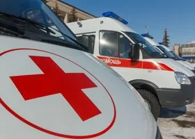 Иммунолог Крючков назвал симптомы, при которых нужно вызывать скорую