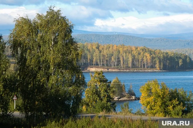 База отдыха располагается на берегу водохранилища