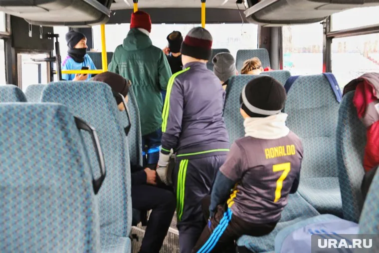 В правительстве не одобрили идею бесплатного проезда для детей до 16 лет