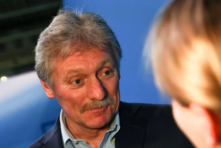 Прессекретарь президента России Дмитрий Песков на пресс-конференции по окончанию голосования на выборах 2024. Москва