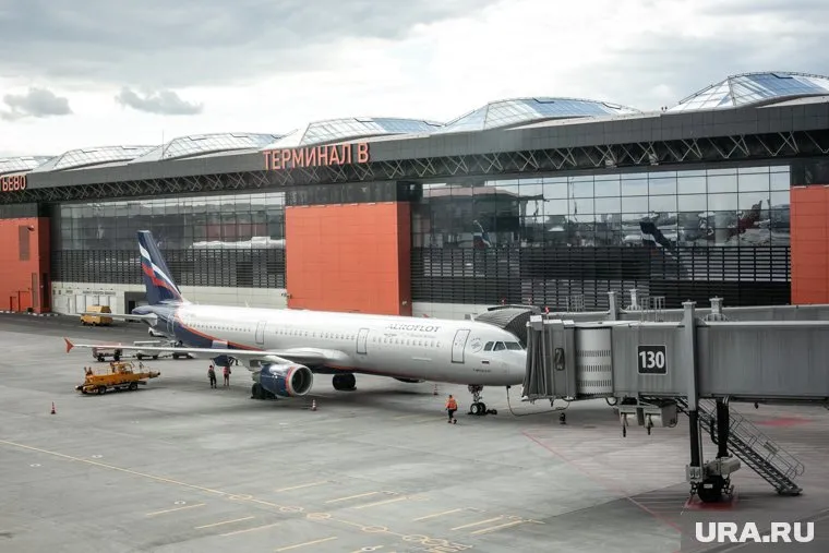 Посол в РФ доложил о том, что порядка 170 граждан Казахстана остаются в российских аэропортах