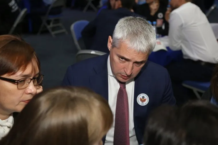 Приезд губернатора. Праздник Ярмарка, Ноябрьск, неразобр , романов алексей