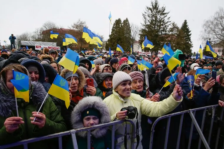 Отправку украинцев на фронт назвали законной