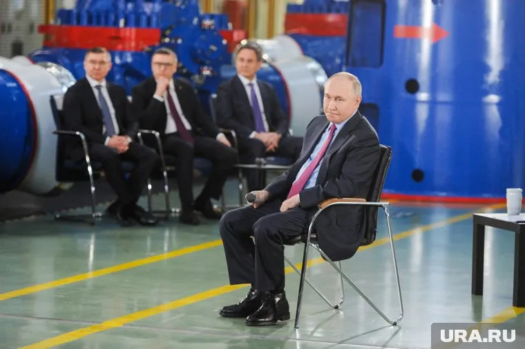 О плане приоритетного развития российских городов губернатор Алексей Текслер говорил с президентом Владимиром Путиным во время февральского визита в Челябинск