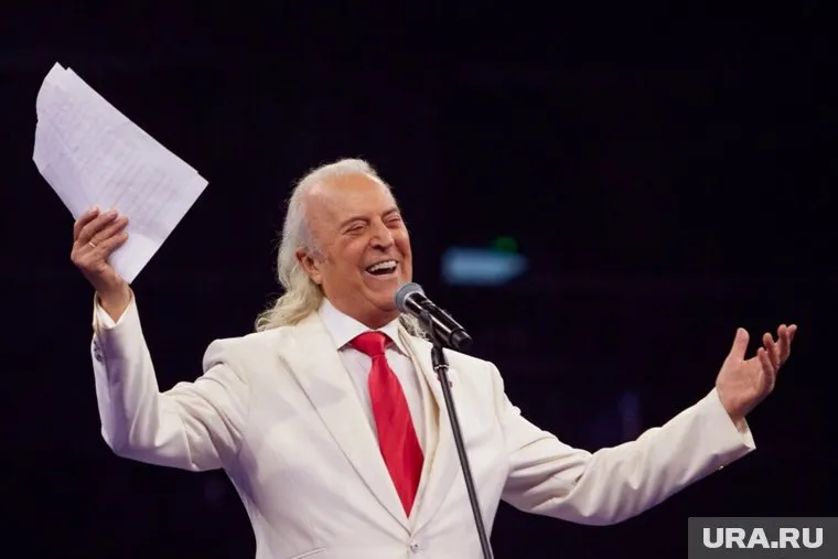 Вот уже 26 лет Илья Резник счастливо живет с супругой