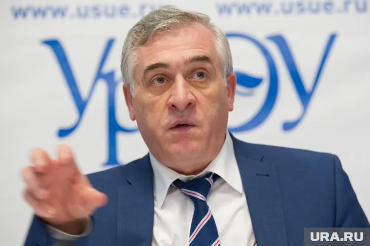 Яков Силин предложил брать на производственные предприятия патриотов (архивное фото)