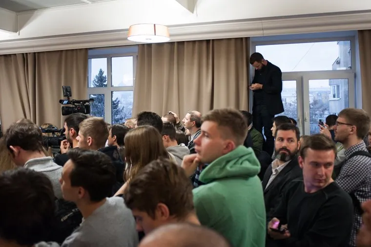 Встреча с кандидатом в Президенты Ксенией Собчак в коворкинге "СОЛЬ". Екатеринбург, толпа, люди, коворкинг соль