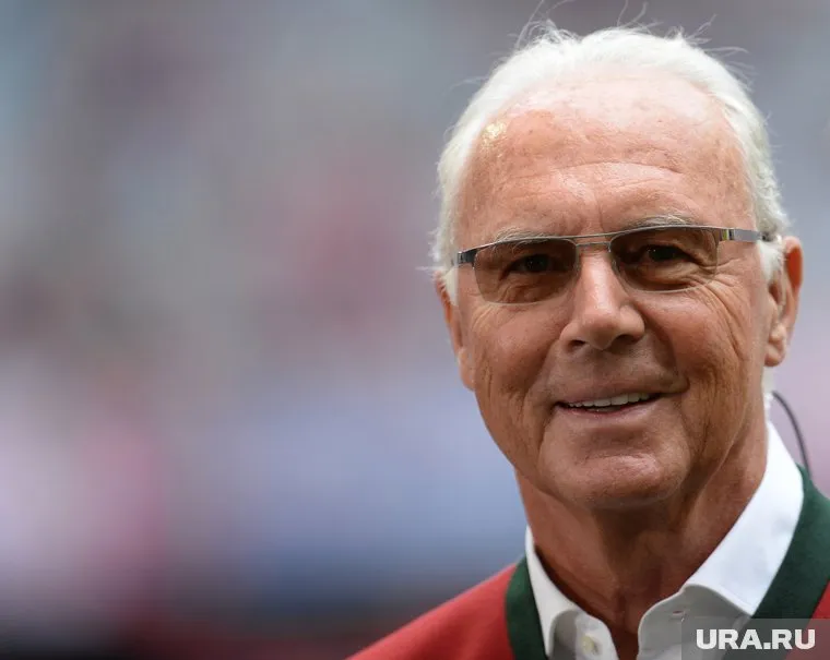 Франц Беккенбауэр умер во сне, сообщили родственники