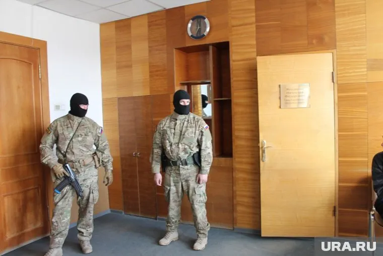 Сотрудники ФСБ нагрянули с обысками в администрацию Сосновского района (фото из архива)