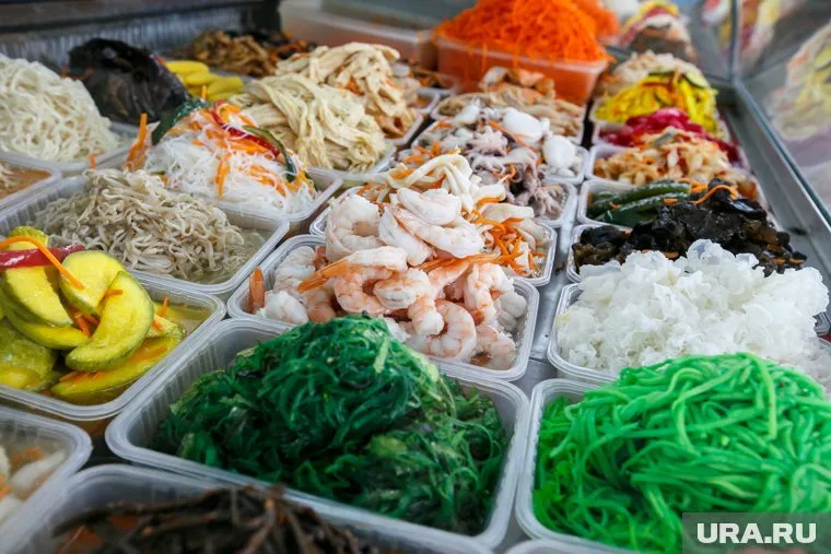 Купленную в магазине чуку невозможно есть из-за зловонного запаха