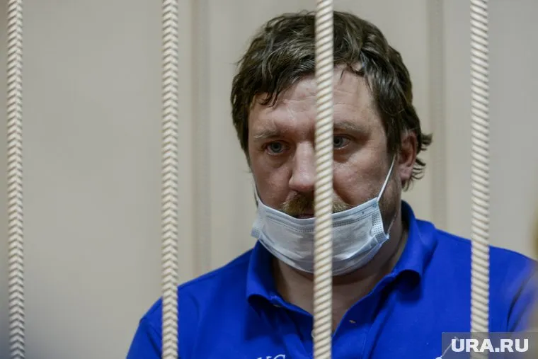 Проблемы Ивана Окольникова не ограничились условным приговором и штрафом в полмиллиона рублей