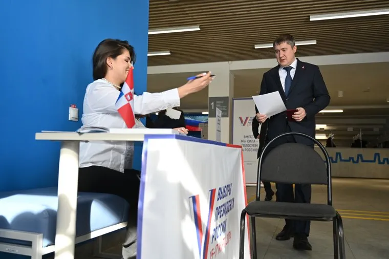 Выборы 2024. Предвыборные плакаты кандидатов в президенты России. Пермь