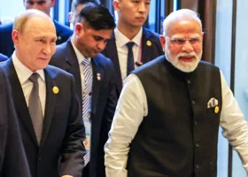 Ушаков: одной из тем переговоров Путина и Моди могла стать Украина