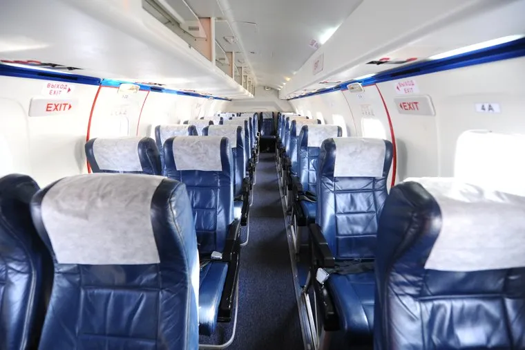 Аэропорт. Самолет. Челябинск.