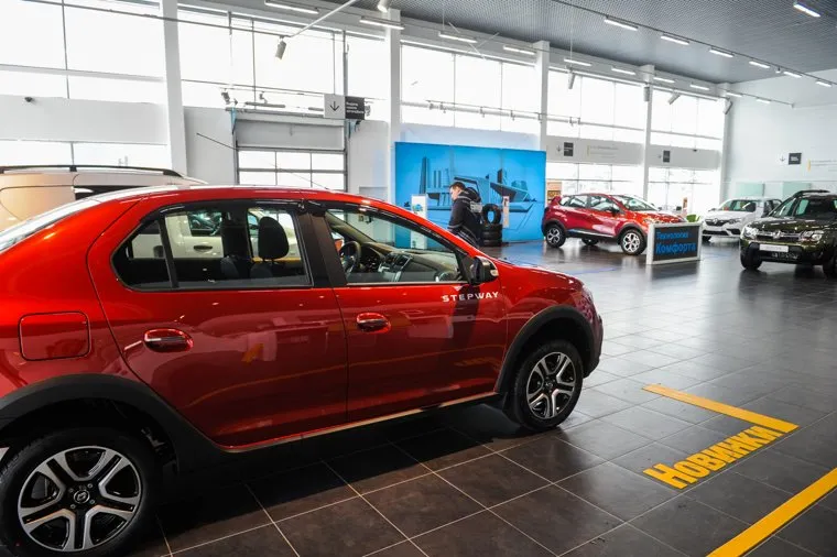 Автосалон РЕНО. Челябинск