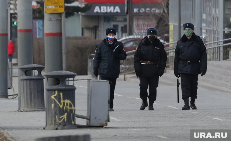 Россияне выступили за ужесточение режима самоизоляции